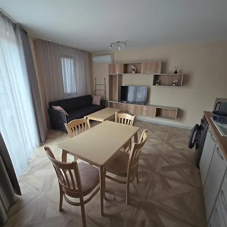 Markapart 3 - In Downtown Апартаменты Русе